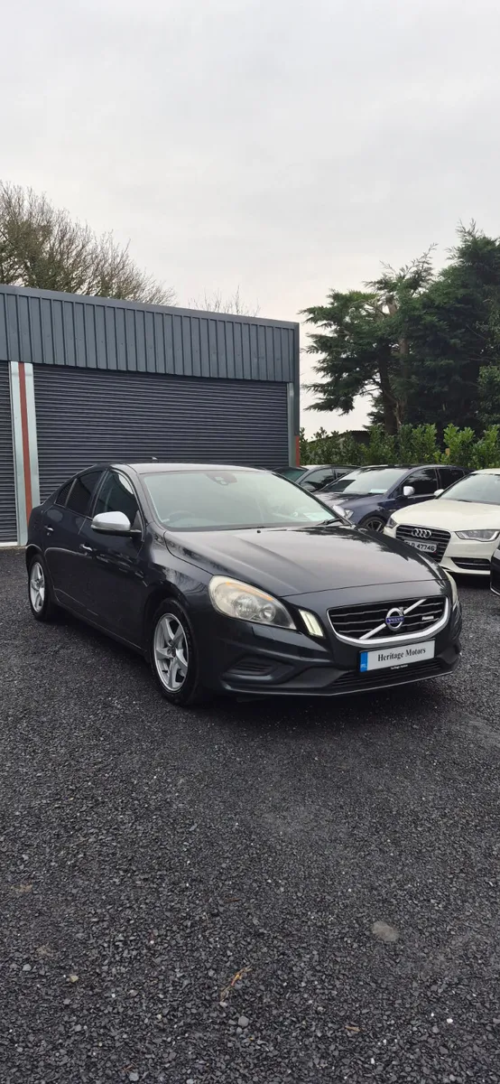 VOLVO S60 R DESIGN 2013 - Image 1