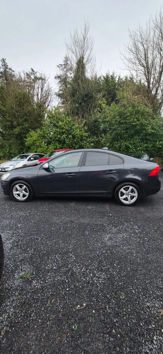 VOLVO S60 R DESIGN 2013 - Image 4