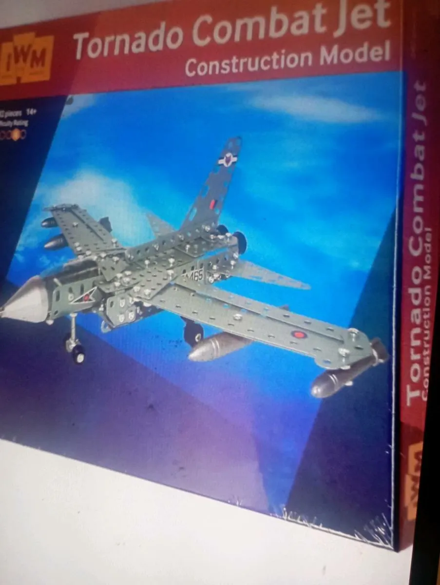 IWM TORNADO COMBAT JET CONSTRUCTIONMOD  KIT - Image 1