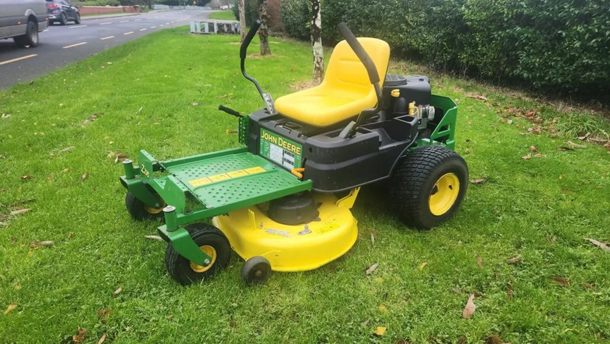 John Deere Z235E - Image 4