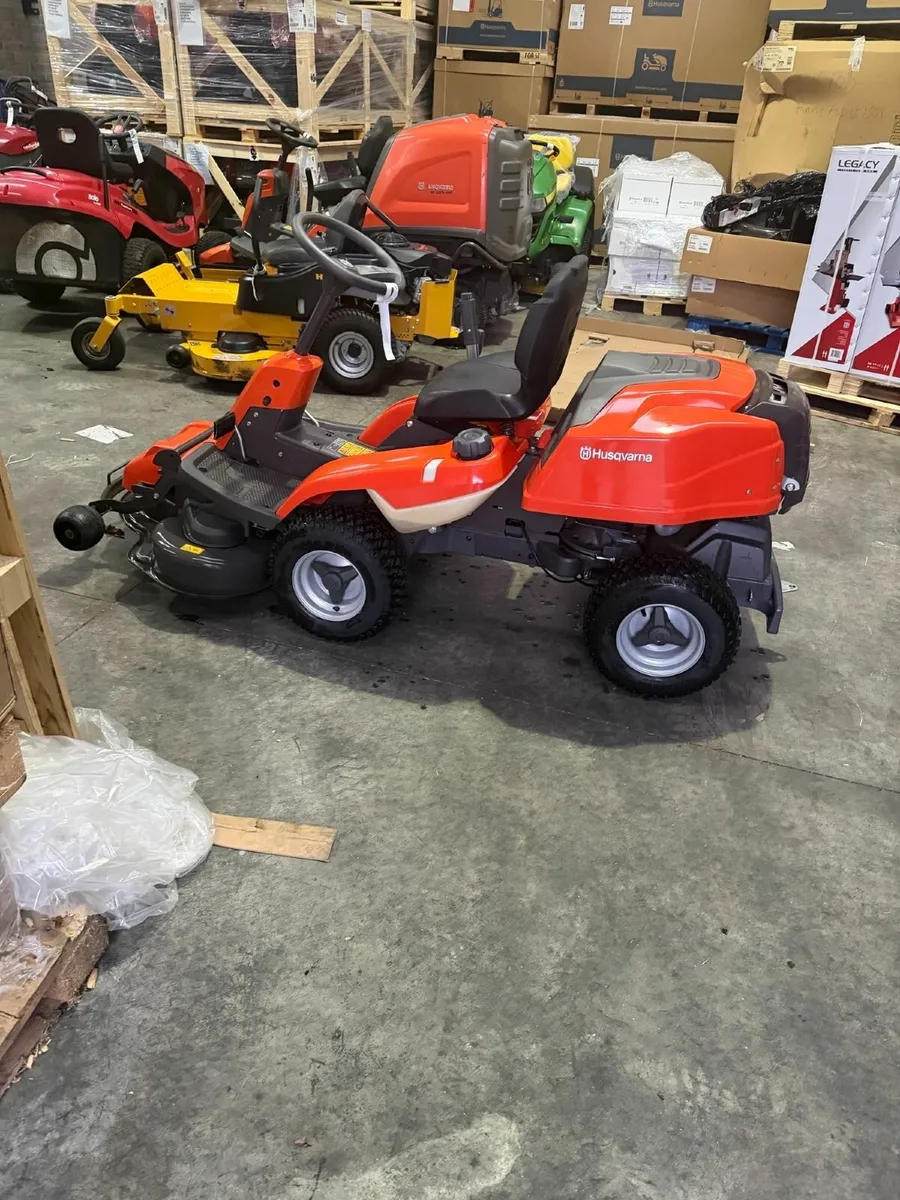 Husqvarna R214tc front deck rider lawnmower - Image 2