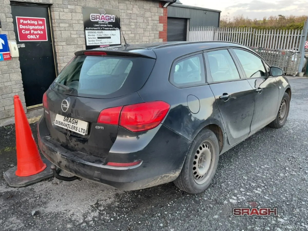 2012 OPEL ASTRA - Image 4