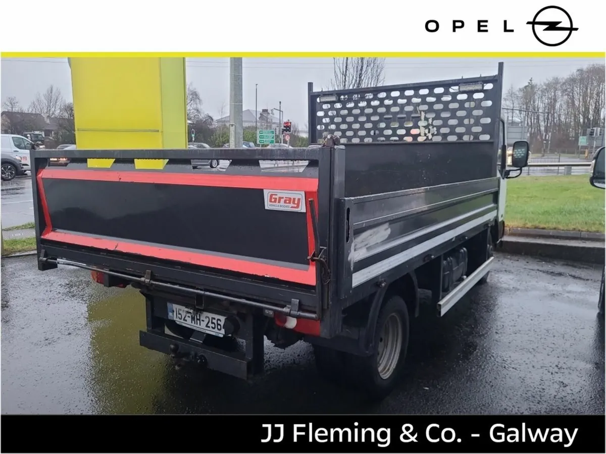 Nissan Cabstar NT 400 CABSTAR 35.14 MWB DCI TIPPER - Image 3