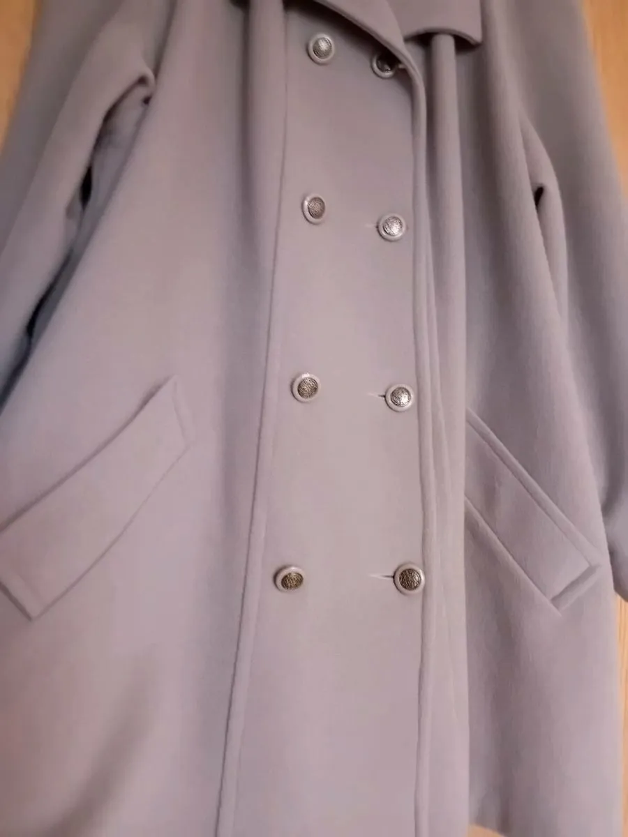 Ladies Jacket/Coat, Size 14 - Image 3