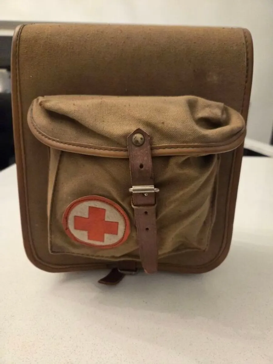 Vintage military medical satchel - Image 1