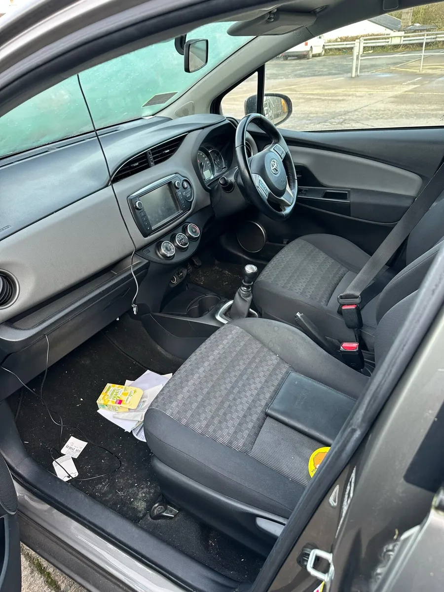2016 Yaris D4D 1.4 - Image 3