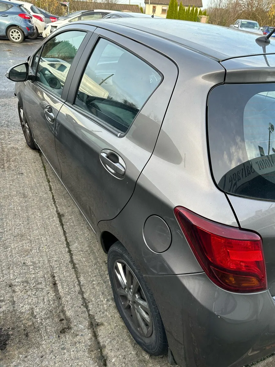 2016 Yaris D4D 1.4 - Image 4