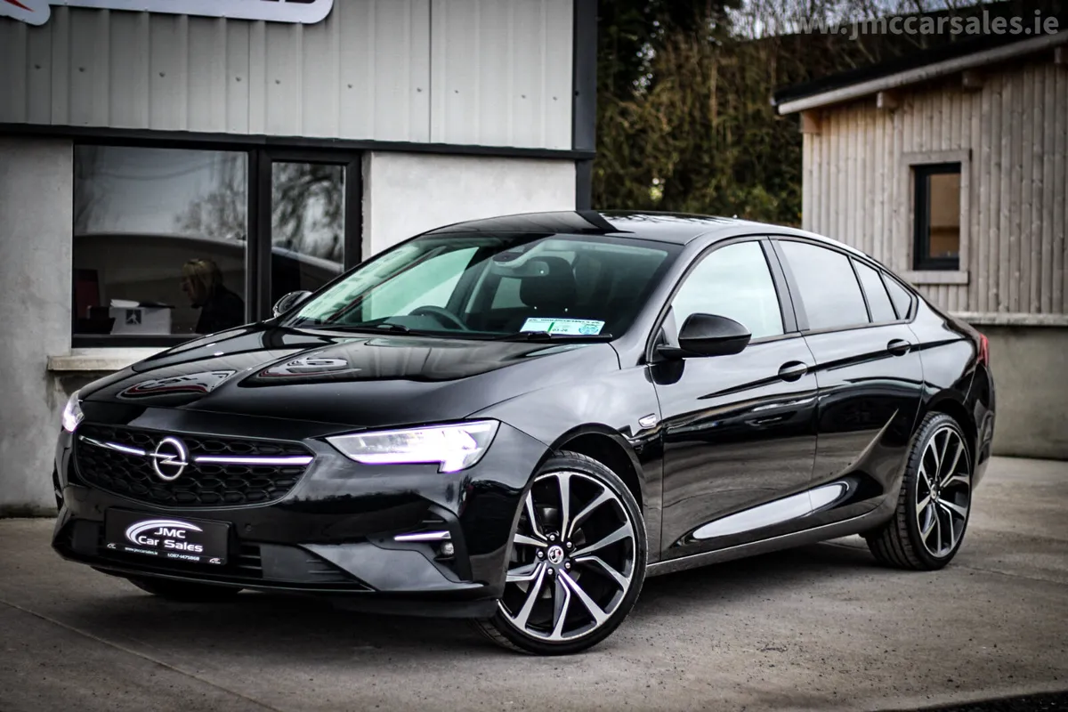 221 OPEL INSIGNIA SC GRAND - Image 1