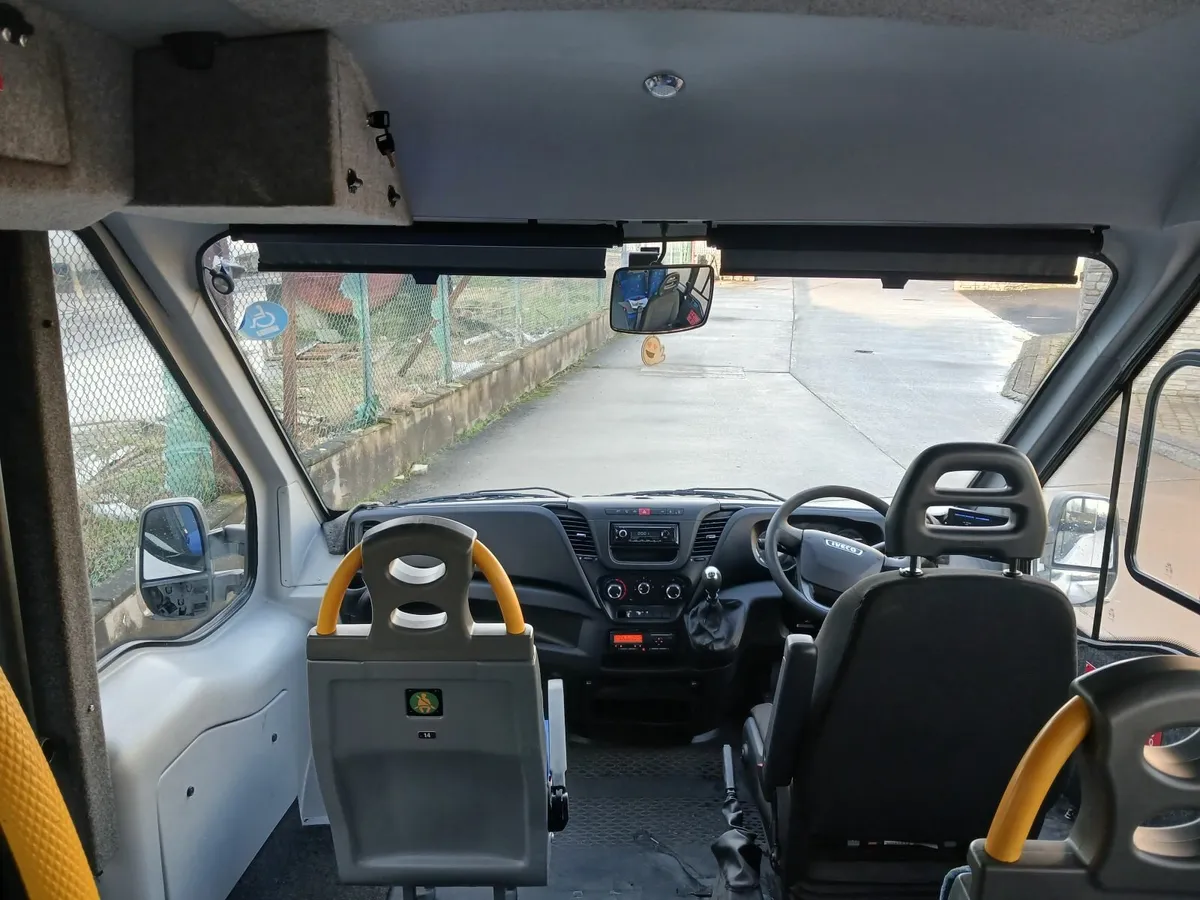 152 iveco 34 seater - Image 2