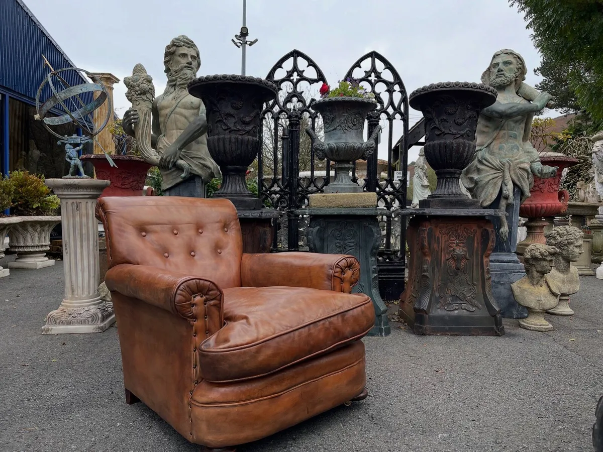 French 🇫🇷 club chair - Image 2