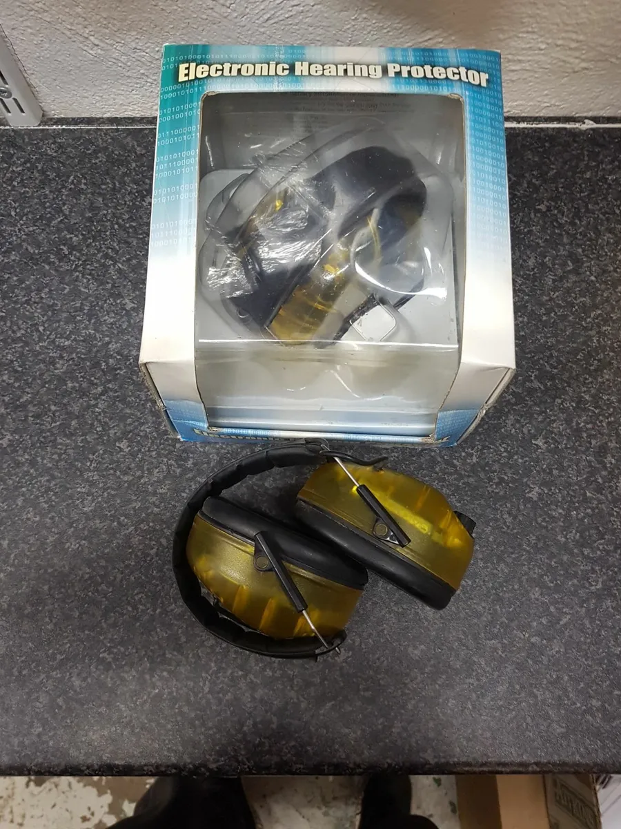 ELECTRONIC HEARING PROTECTOR - FOR SALE - Image 1