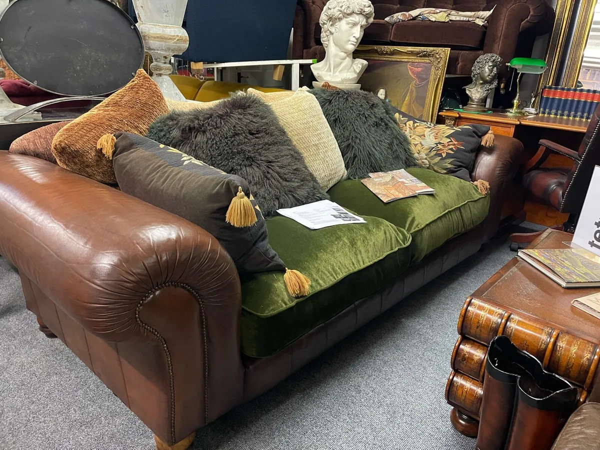 Designer Tetrad grand sofa 🎄🎄🎄🎄 - Image 1