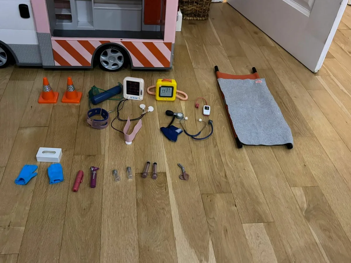 Generation Doll Ambulance - Image 1