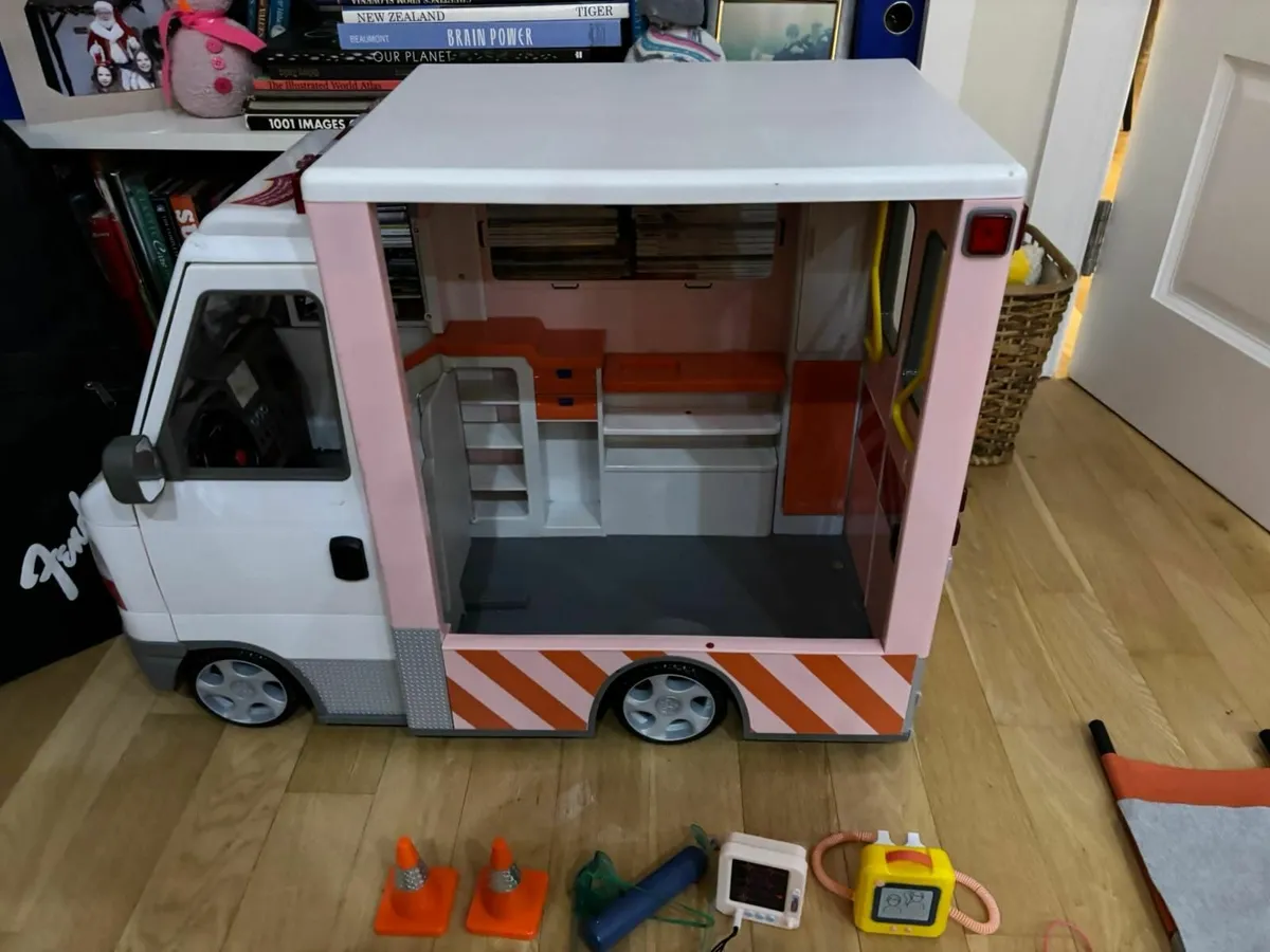 Generation Doll Ambulance - Image 4