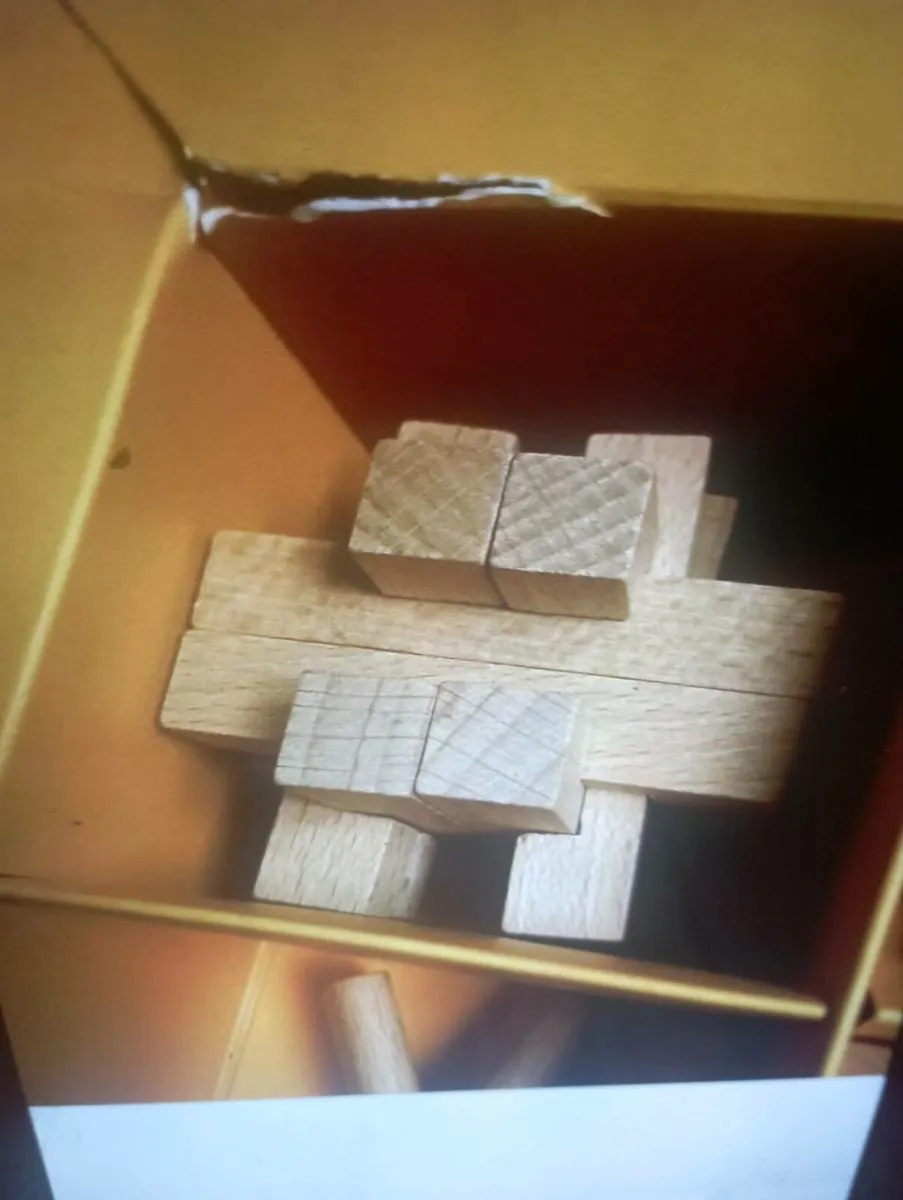 THE WOUNDER OF PUZZLE. - Image 2