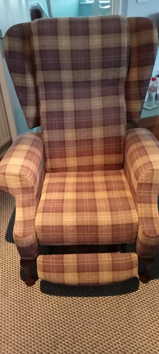 Arm chair recliner - Image 4