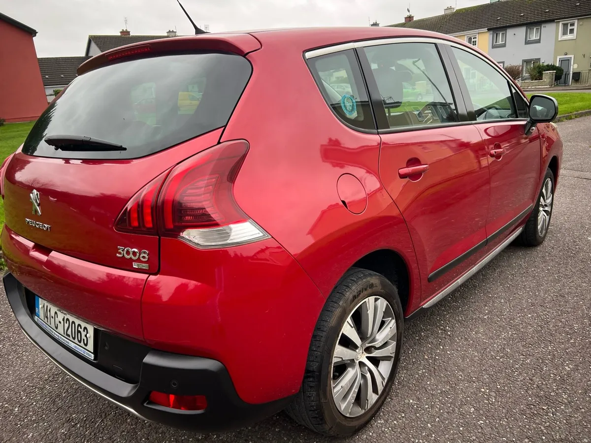 Peugeot 3008 AUTOMATIC LOW MILES 1.6 diesel - Image 4
