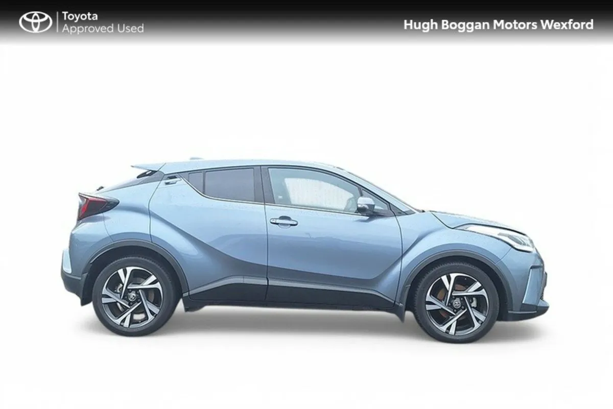 Toyota C-HR HYBRID SPORT IN MINT CONDITION!!! - Image 3