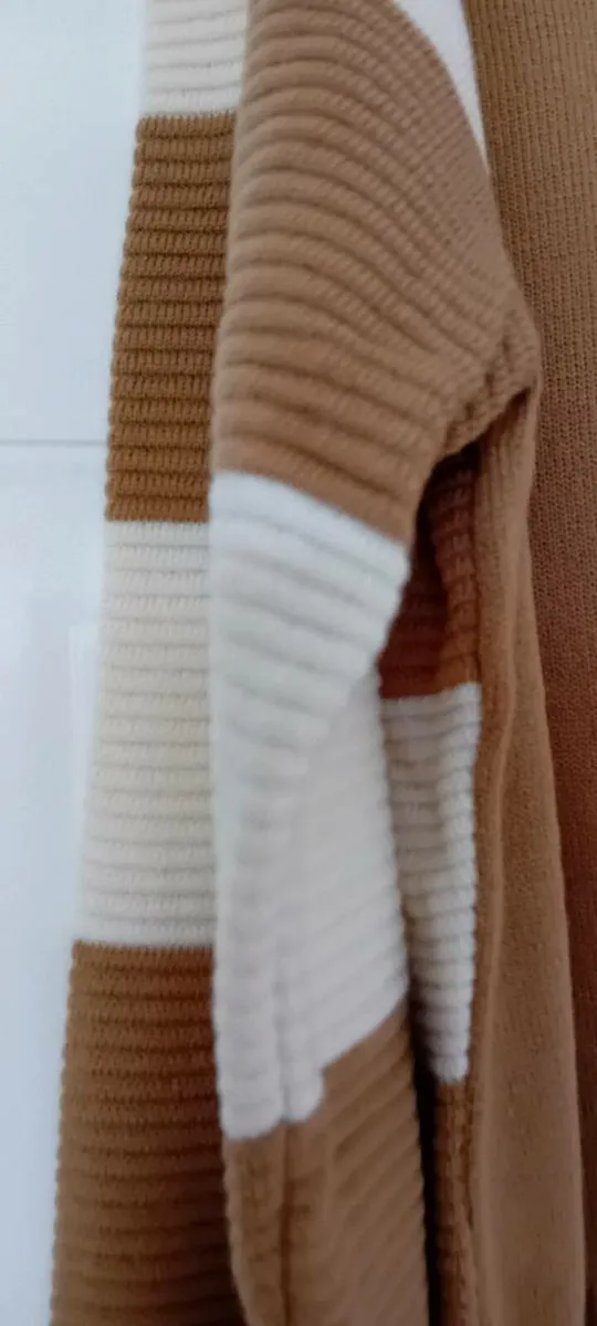 Mens Light Jumper NEW - Image 2