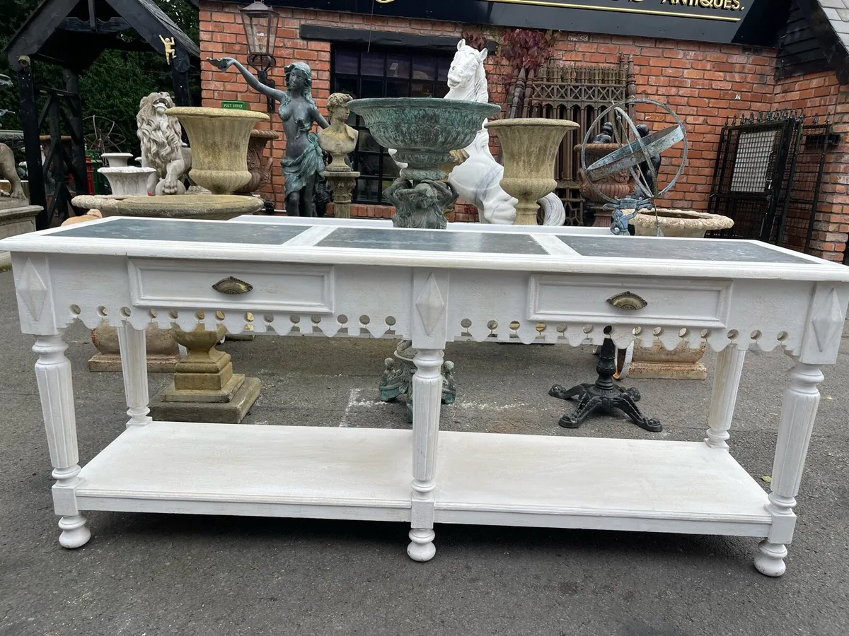 Stunning console table - Image 2