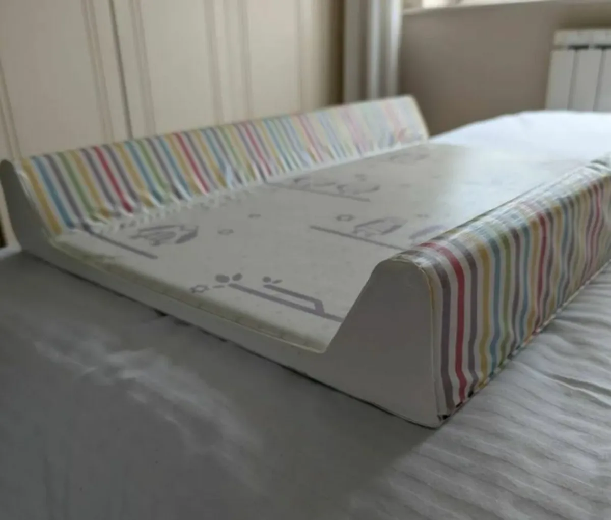 Baby changing mat hard base - Image 1