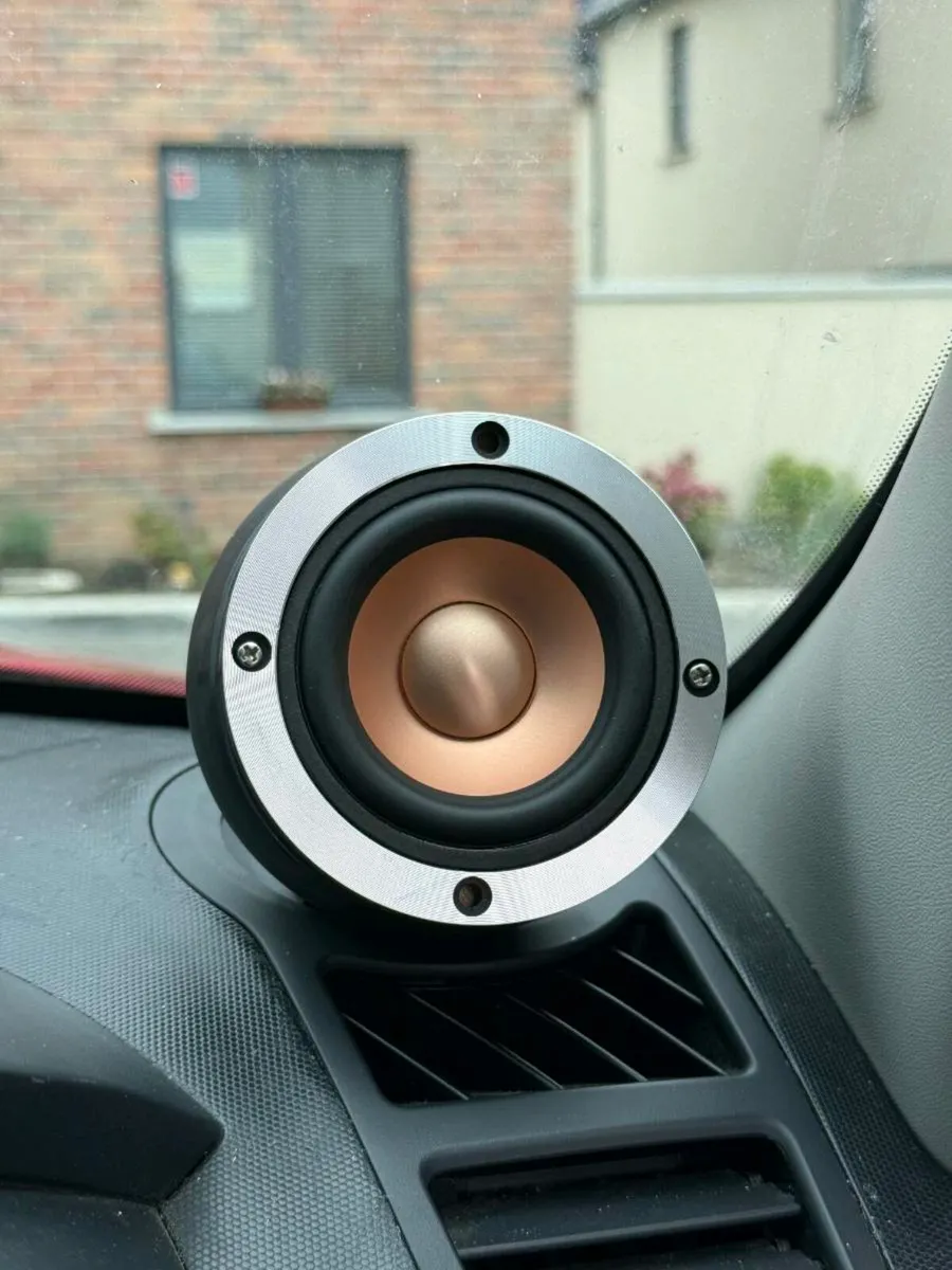 Custom made car audio system - Image 3