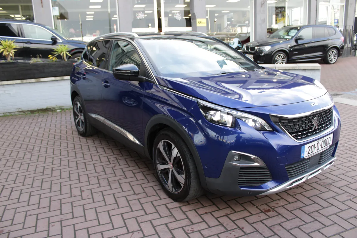 2020 PEUGEOT 3008 - Image 1