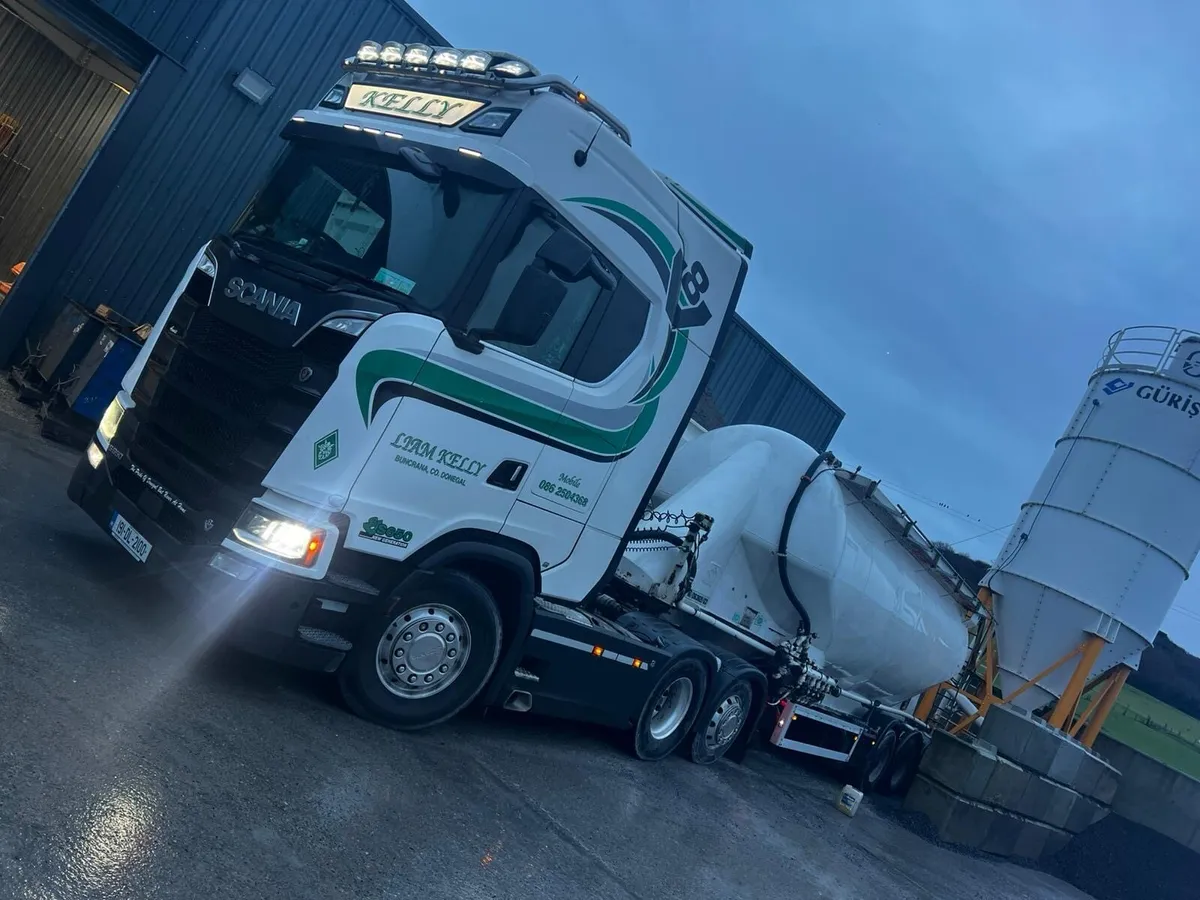 Scania S650 V8 - Image 2