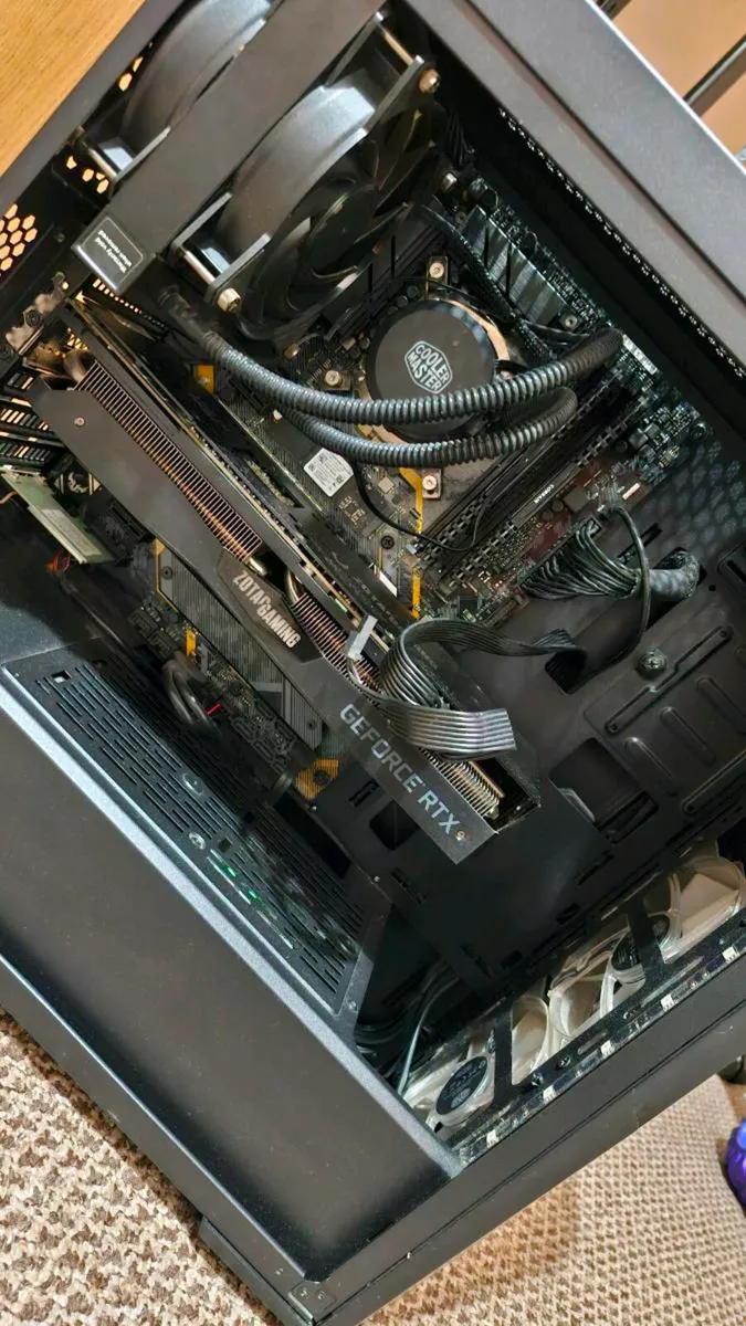 Gaming Pc | I7 9700k | Rtx 2070 | 16gb | - Image 1