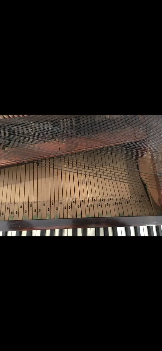 Square Piano - Image 4