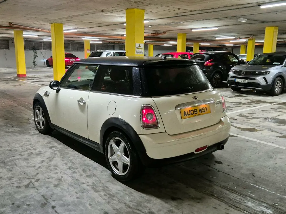 2009 Mini Cooper - Image 4