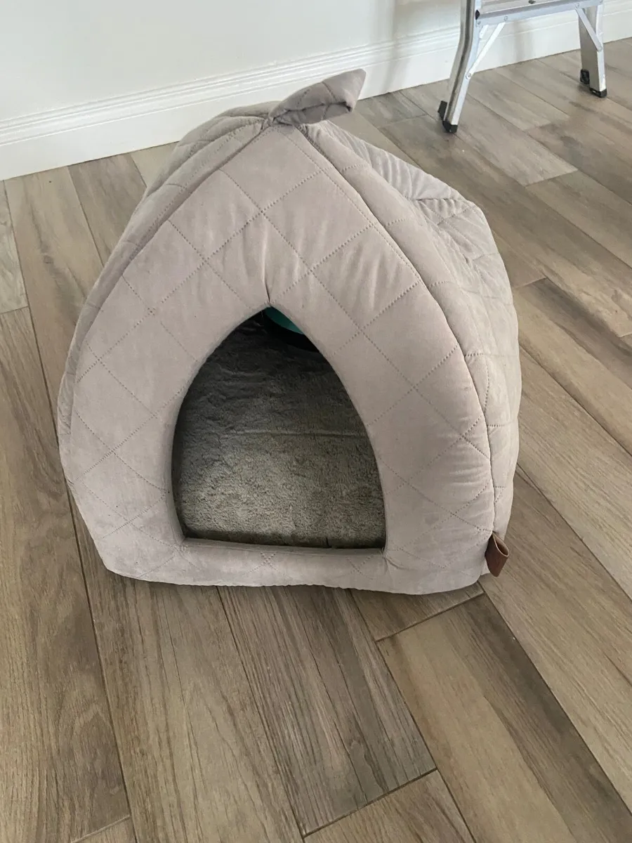 Cat Bed - Image 1