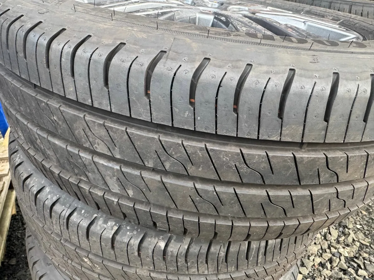 2025 Ford Transit Custom 17" factory alloys set - Image 3