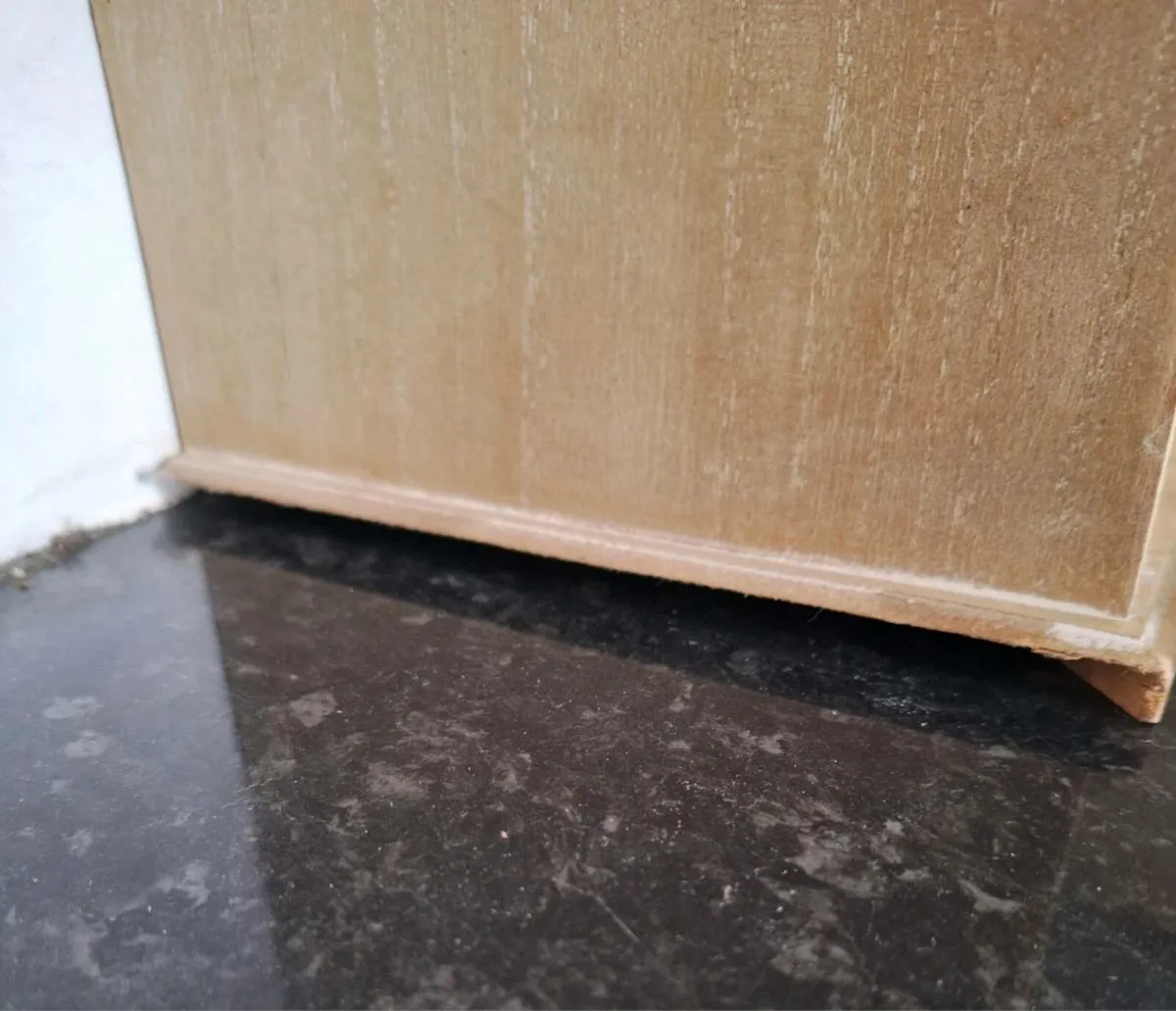 Wooden letter holder and perpetual calendar - Image 3