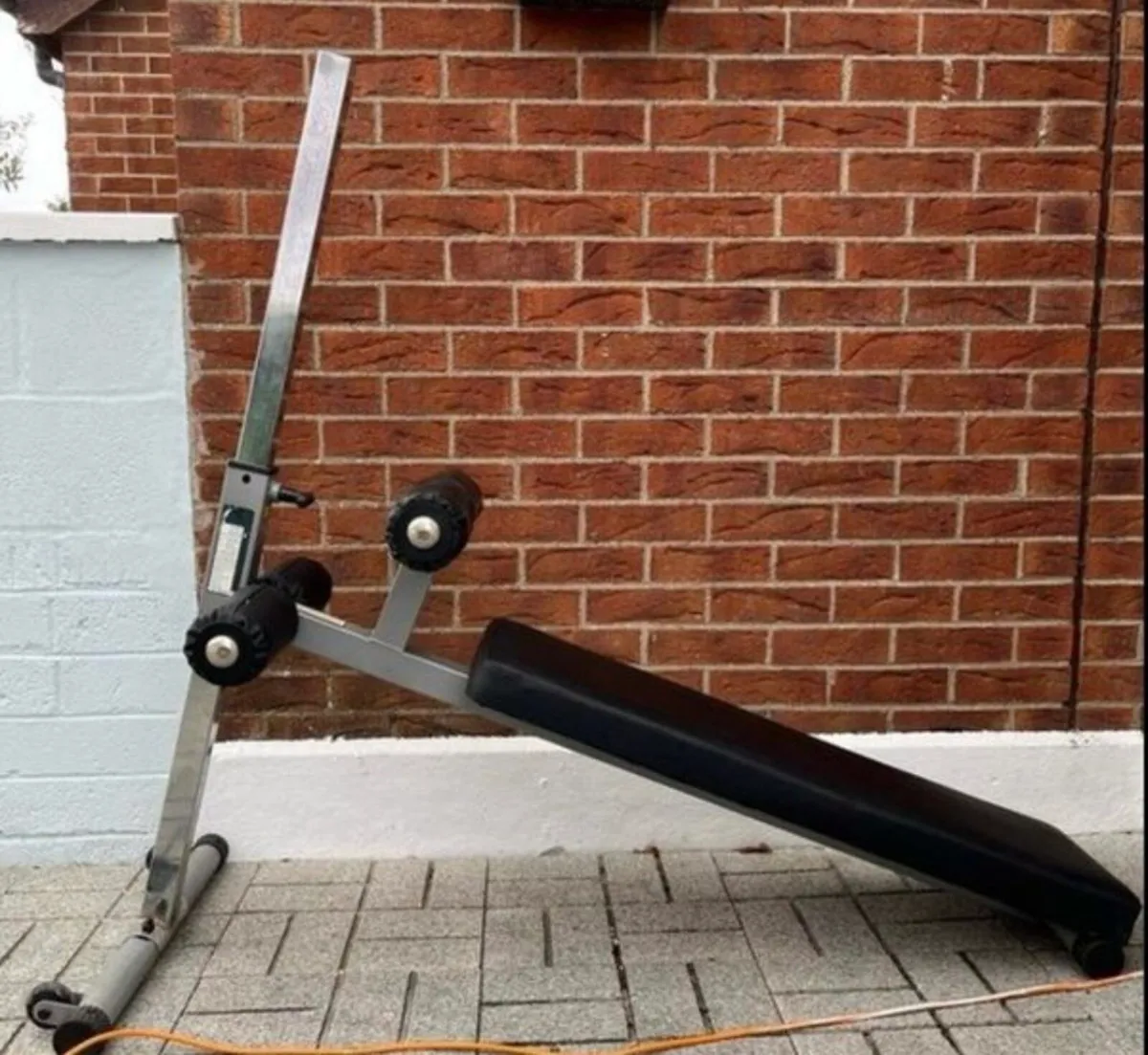 Body solid adjustable sit up abs bench - Image 1