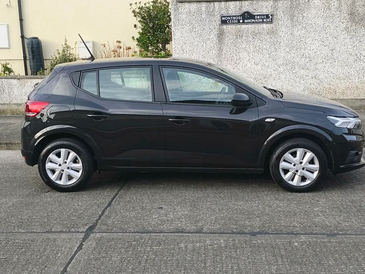 2023 Dacia sandero 1.0 petrol - Image 2