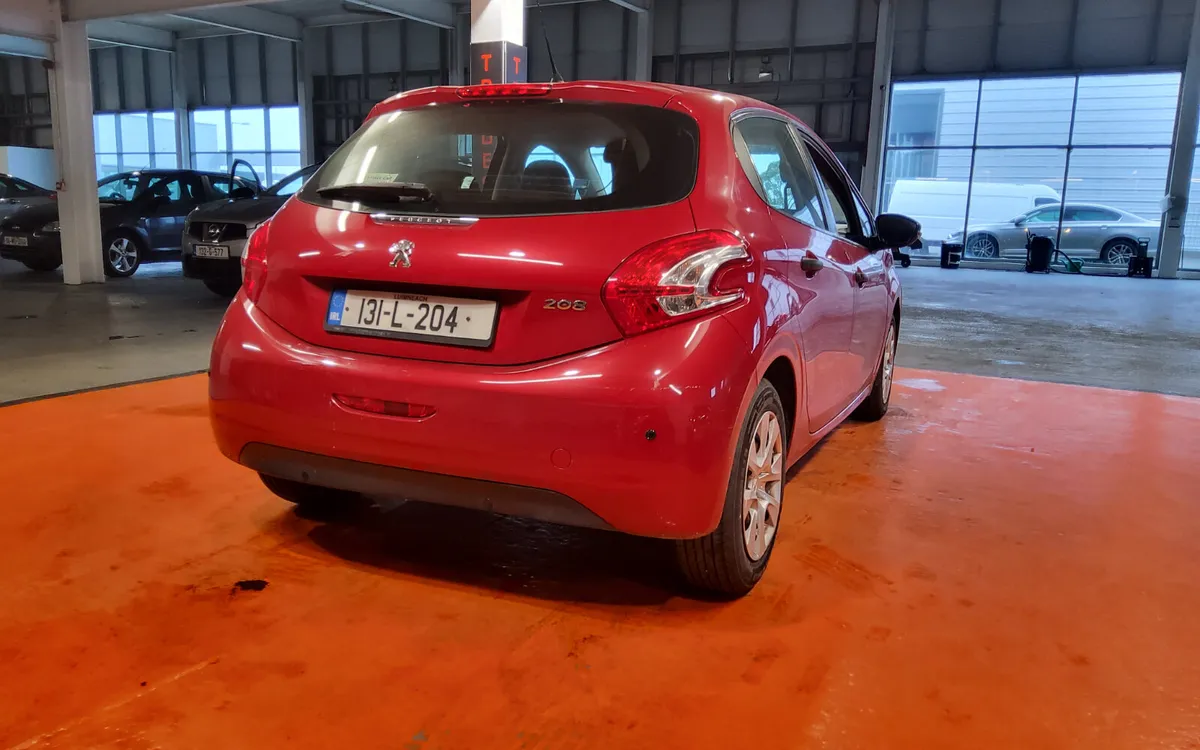 Peugeot 208 2013 - Image 3