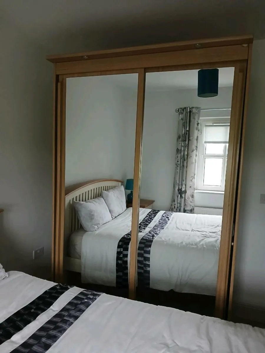 Slide robe - Image 2