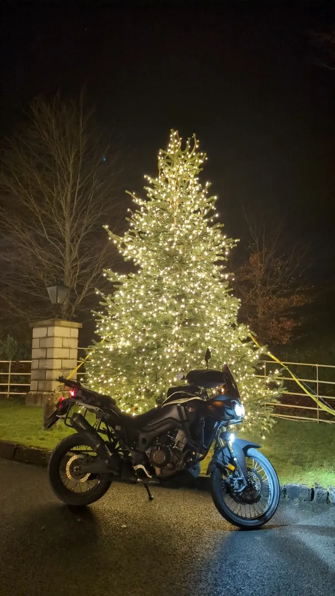 Honda Africa Twin CRF1000L 2016 - Image 2