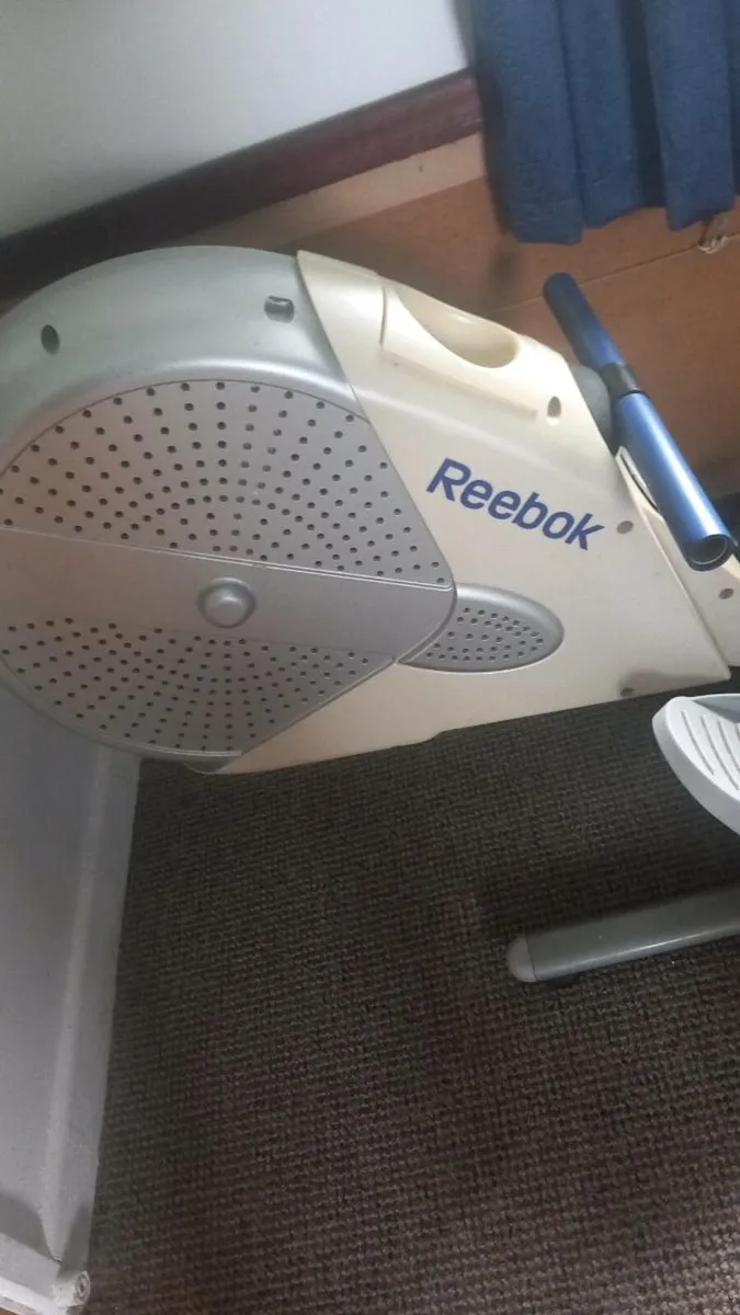 Rowing machine - Image 2