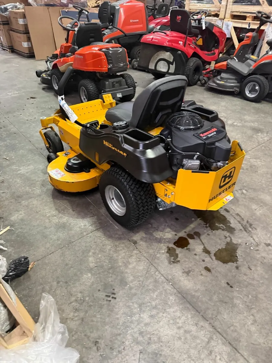 HUSTLER RAPTOR 52 INCH ZERO TURN LAWNMOWER - Image 3
