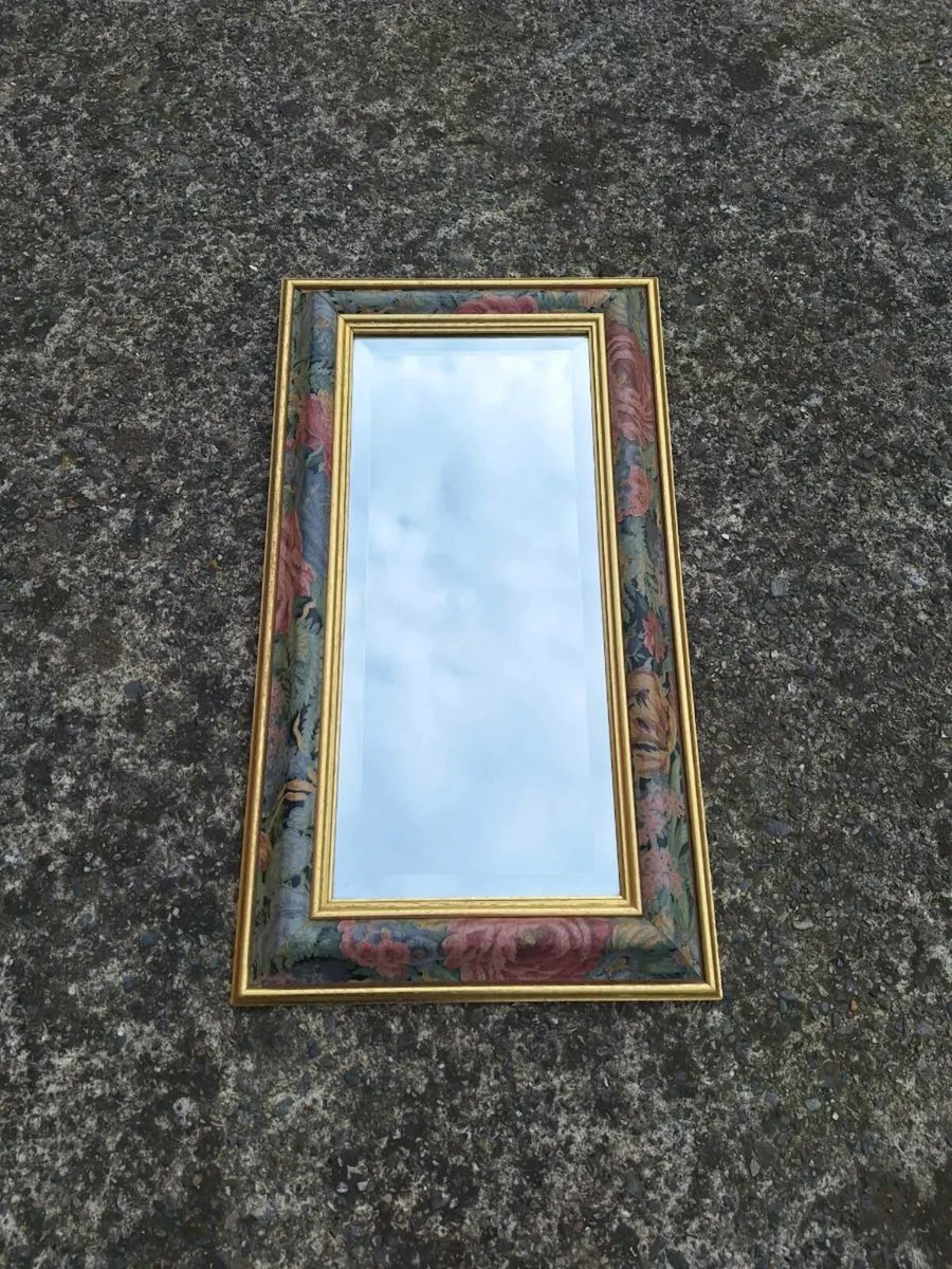 Lovely rectangular bevelled mirror - Image 1