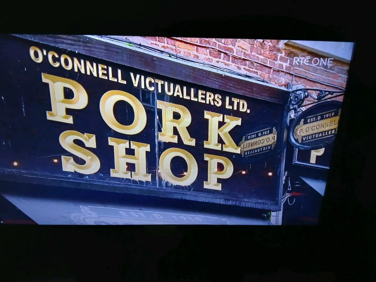 Lg 32 inch hdmi Saorview tv. - Image 1