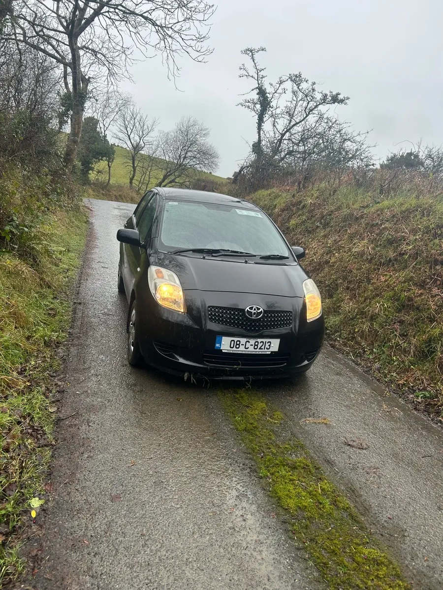 Toyota Yaris 98,000km - Image 3