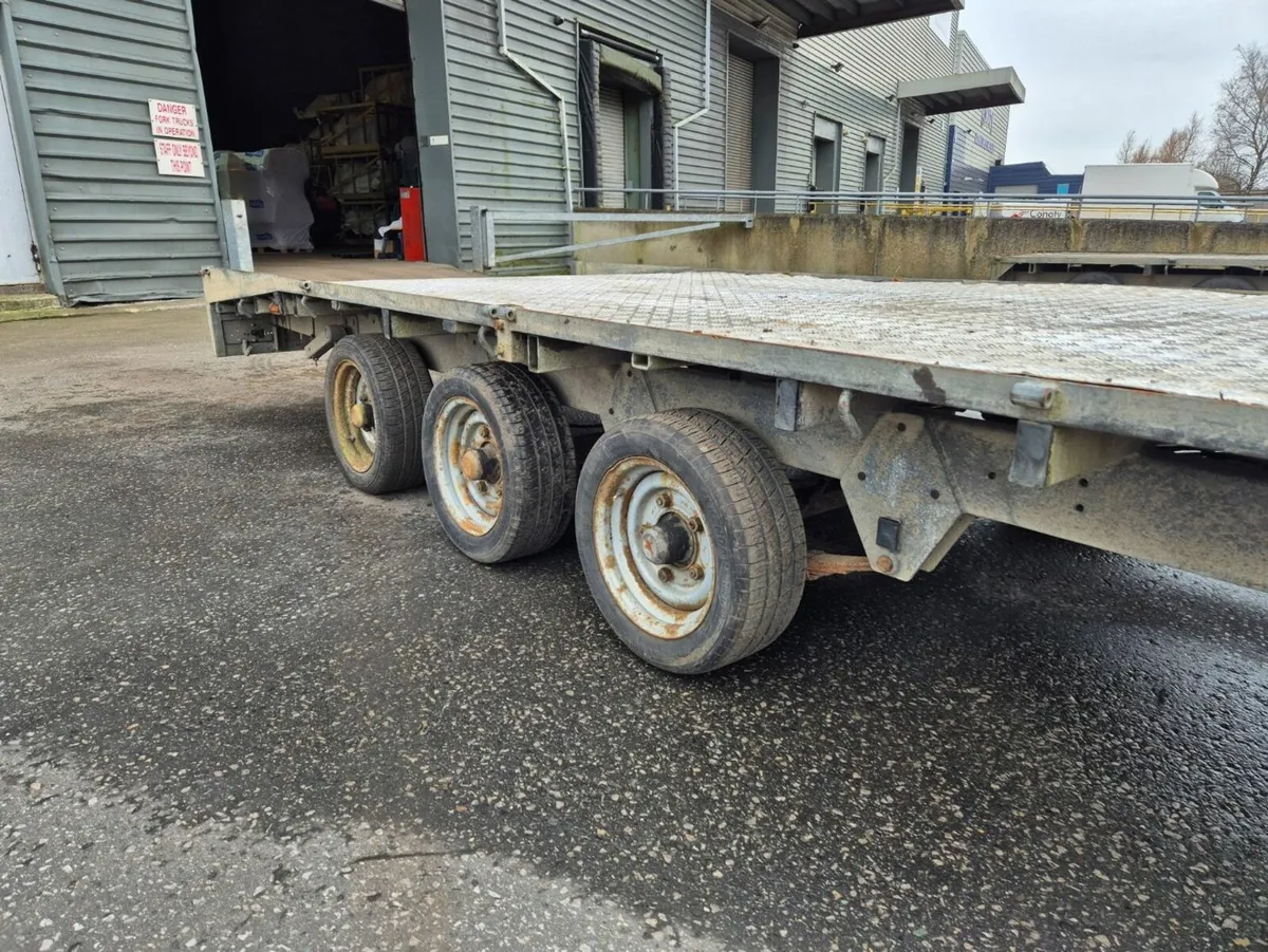 16ft triple axle beavertail trailer, - Image 2