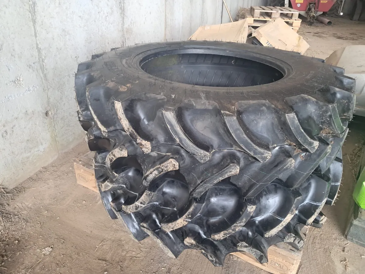 Tractor tyres - Image 2