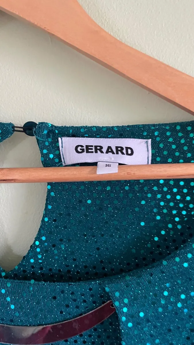 New women’s top - Image 3