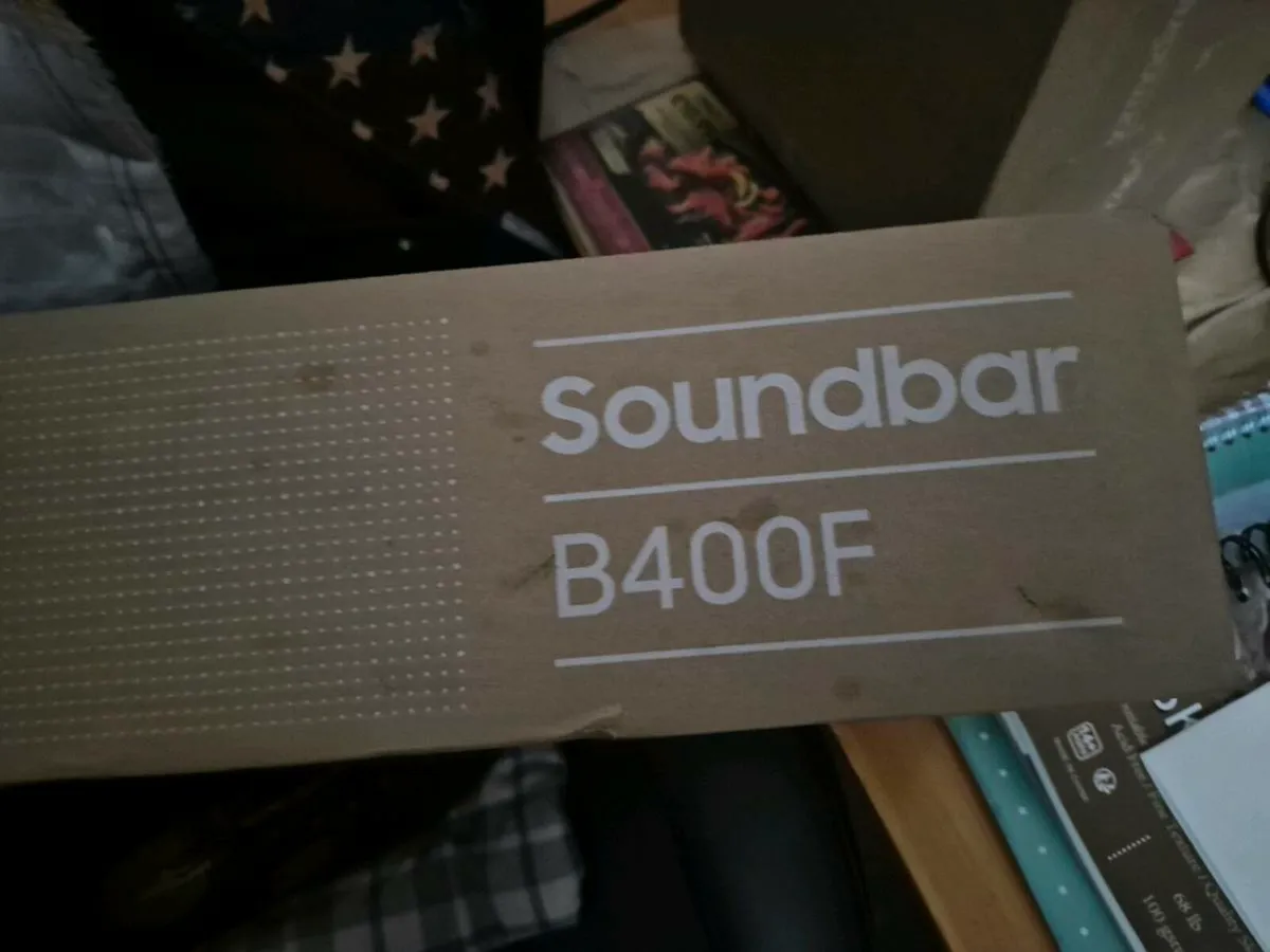 SAMSUNG HW-B400F SOUNDBAR - Image 2