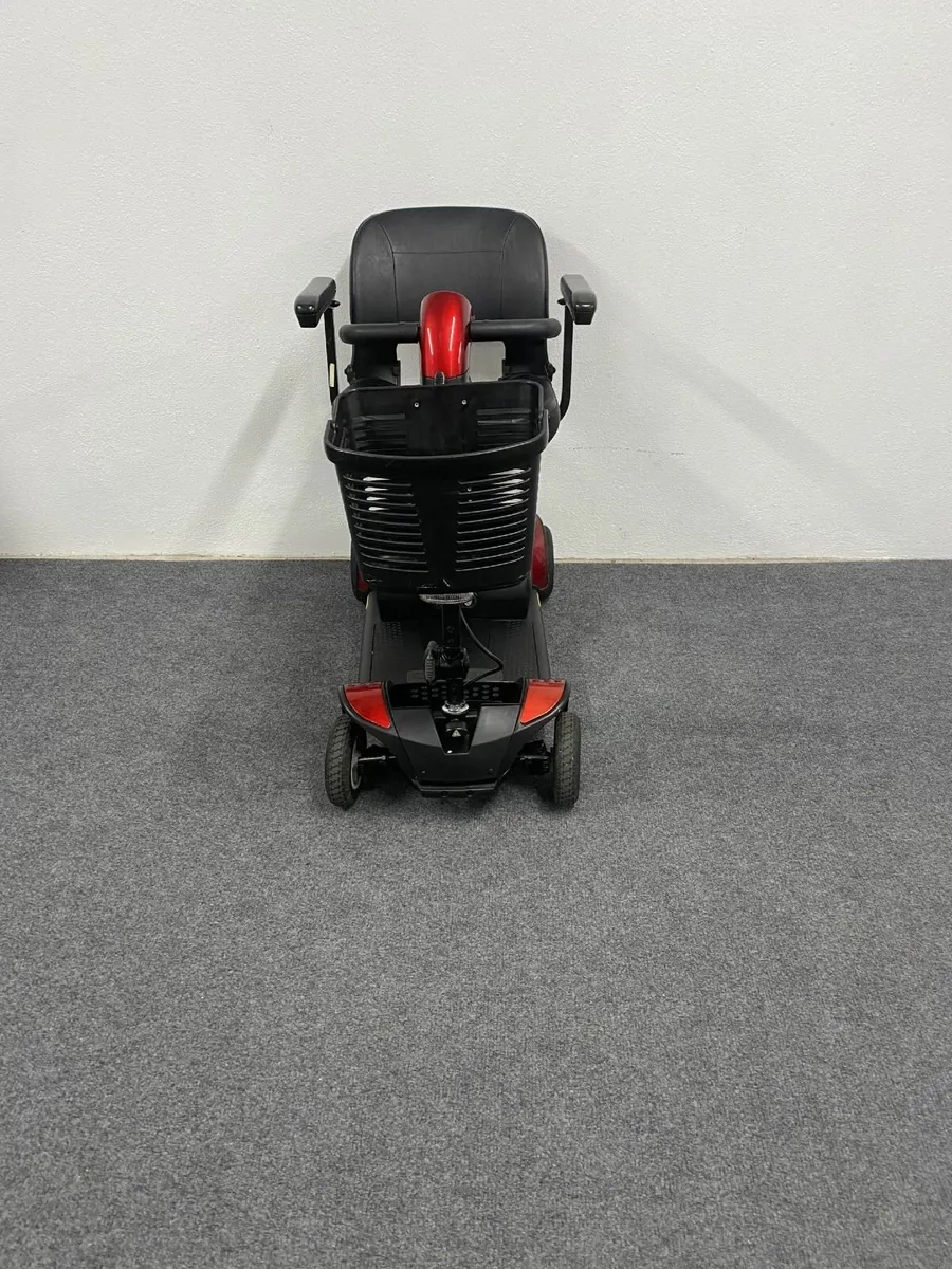 Pre-Owned GoGo Elite Traveller LX Mobility Scooter - Image 3