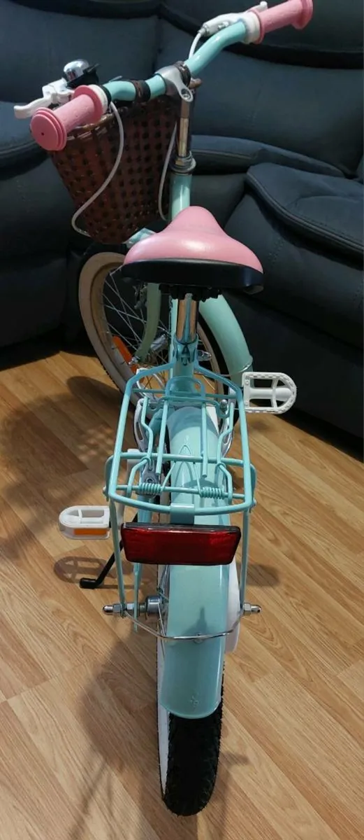 18" kids bike with basket - Image 4